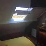 Les Pieds Dans L'eau - Vicq-mer Cosqueville