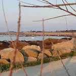 Les Pieds Dans L'eau - Vicq-mer Cosqueville