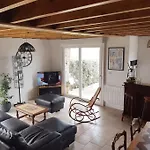 Les Pieds Dans L'eau - Vicq-mer * Cosqueville