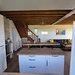 Les Pieds Dans L'eau - Vicq-mer Cosqueville