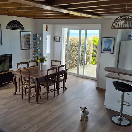 Les Pieds Dans L'eau - Vicq-mer بيت للعطل Cosqueville