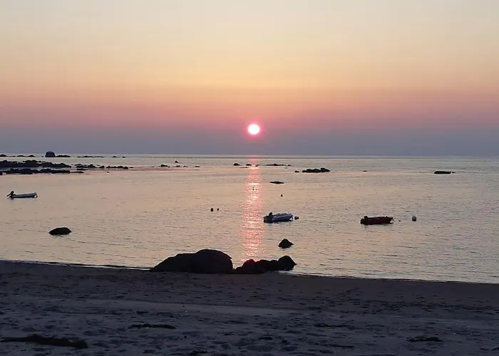 Les Pieds Dans L'eau - Vicq-mer * Cosqueville